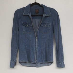 American Eagle Outfitters Zippered Jean Jacket
